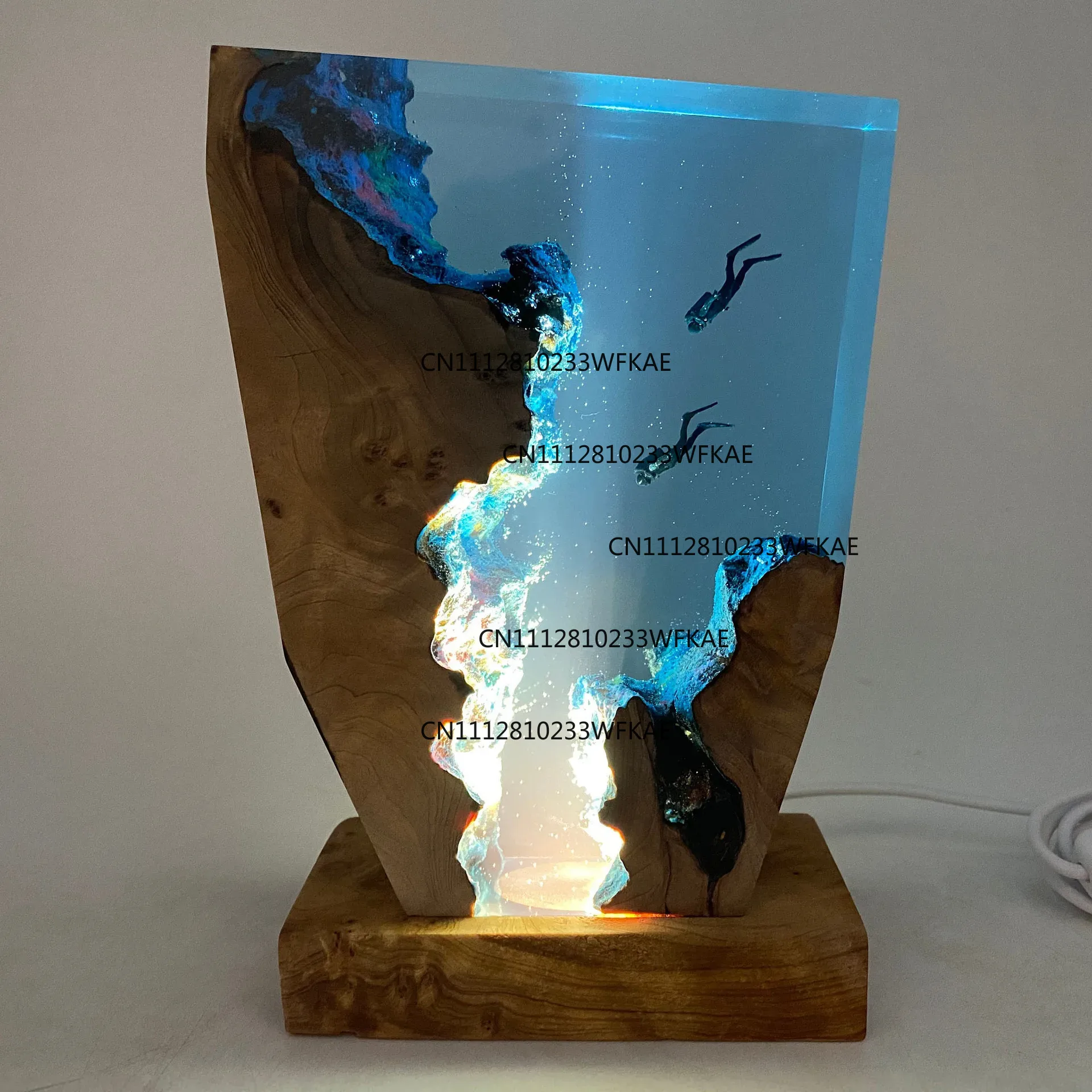 Resin Art Underwater - Underwater World bio-resin desk lamp, diving