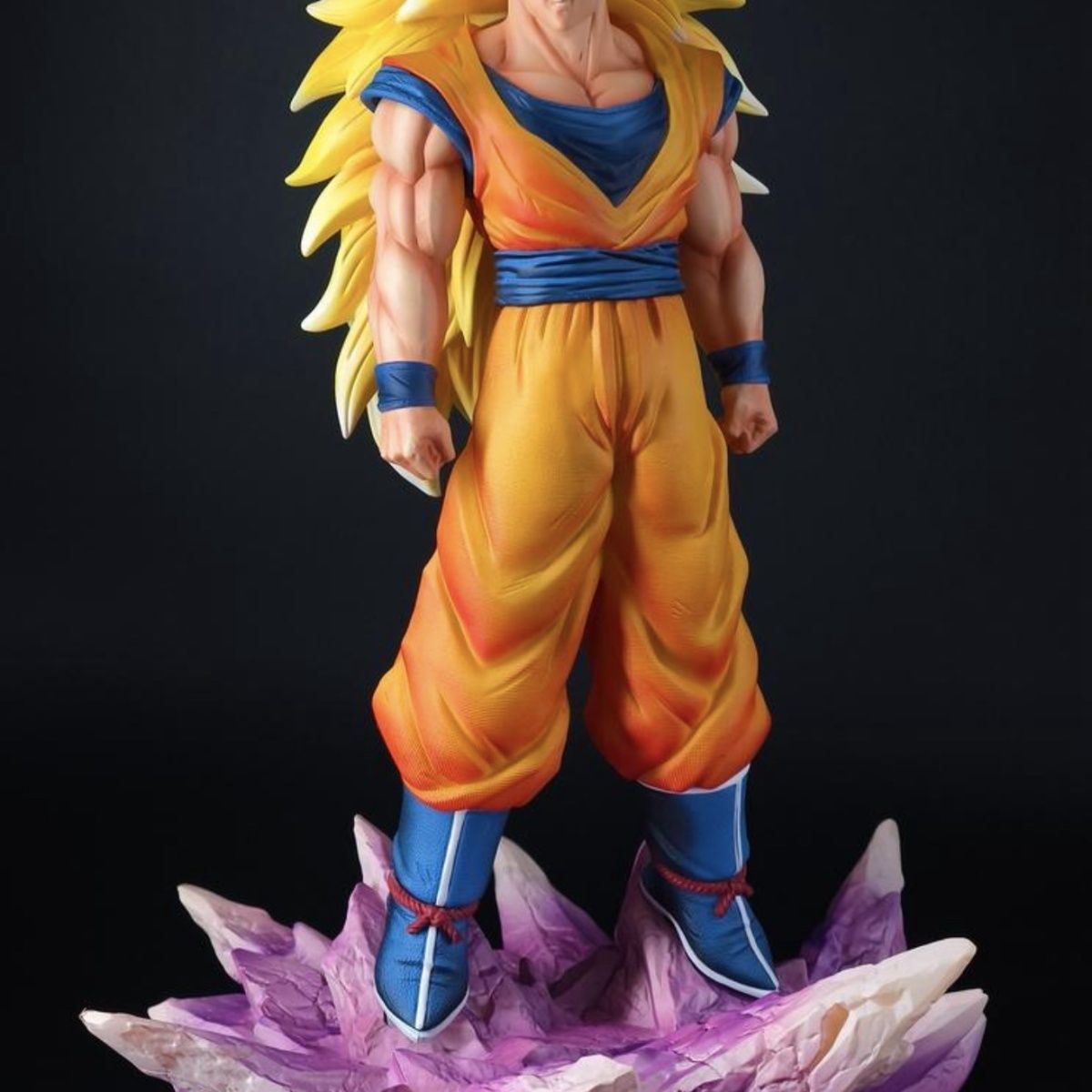 Juann Dragon Ball Z Super Saiy - Resin Art Goku review and price
